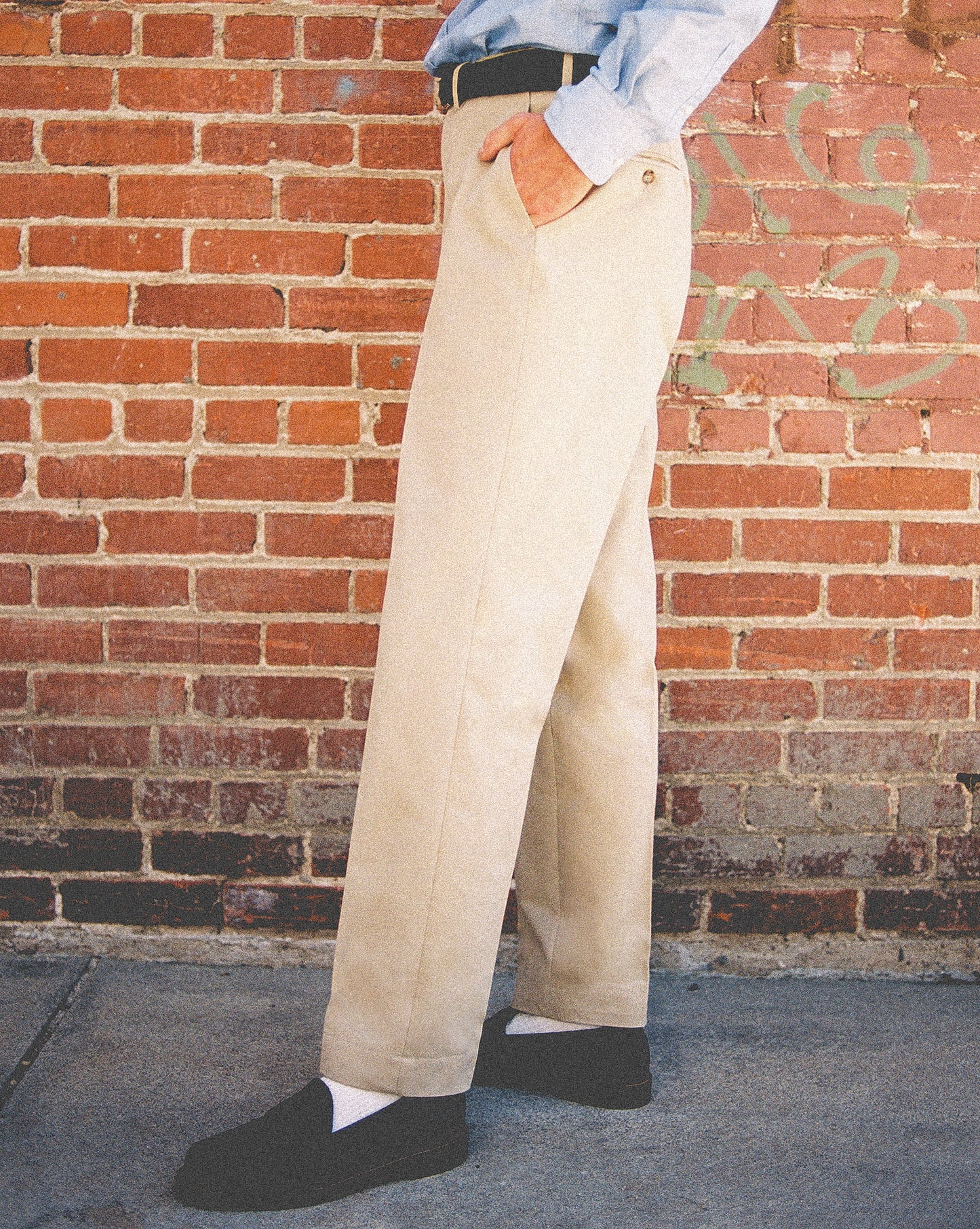 “609” Classic Fit Chino